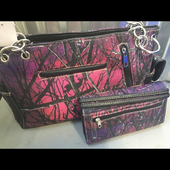muddy girl purse